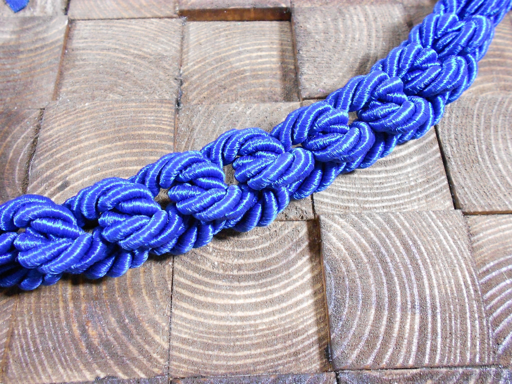Naszyjnik ze sznura marynarskiego